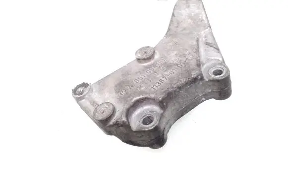 Mercedes-Benz E W212 Engine mounting bracket A6510940039