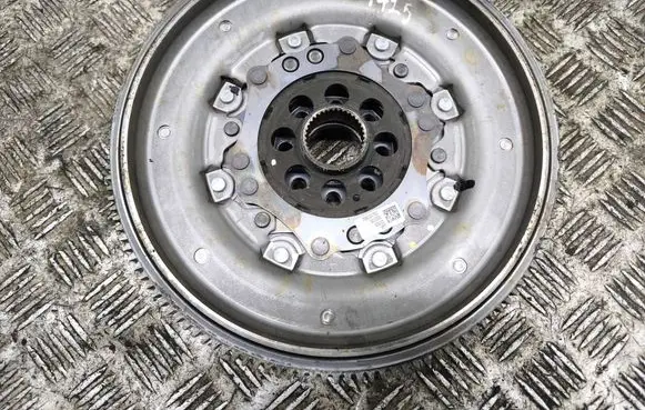 Skoda Superb B9 Flywheel 05L105266J