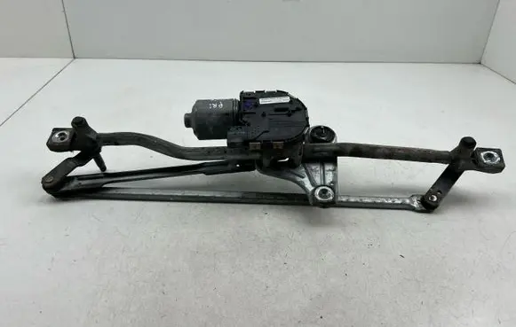 Front wiper linkage and motor