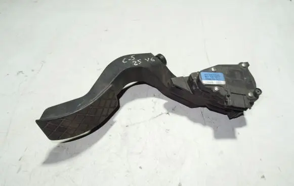 Audi A6 S6 C5 4B Accelerator throttle pedal 8D1723523F 6PV00837602
