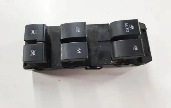 Chevrolet Captiva Electric window control switch
