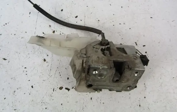 Renault Thalia I Front door lock 