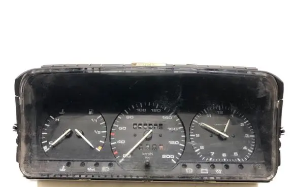 Volkswagen Transporter - Caravelle T4 Speedometer (instrument cluster) 701919033DK