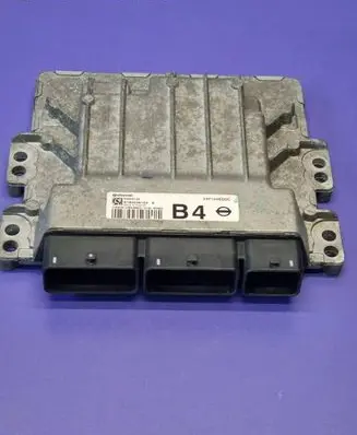 Nissan Qashqai Engine control unit/module ECU S180206103 S180206103A