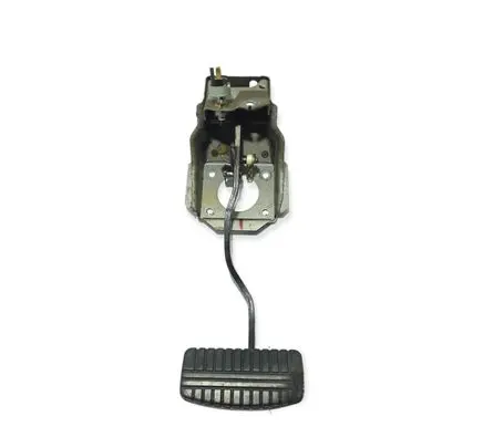Mitsubishi Pajero Brake pedal
