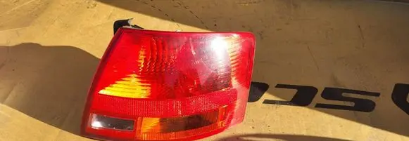 Audi A4 S4 B7 8E 8H Rear/tail lights 8E9945096E ULO748002 4840027386