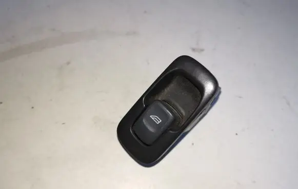 Volvo S80 Electric window control switch 9476695