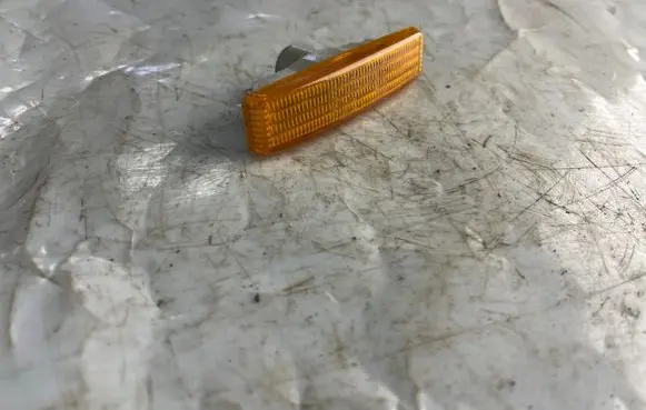 BMW 5 E39 Front fender indicator light 55340 IRO729