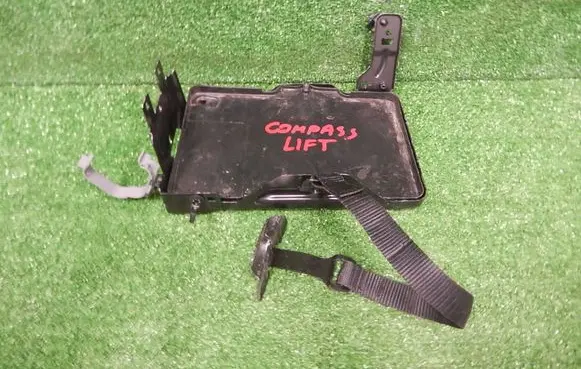 Jeep Compass Battery tray 