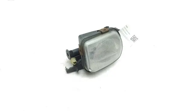 Mercedes-Benz C W203 Front fog light 2158200656 A2158200656 15100000