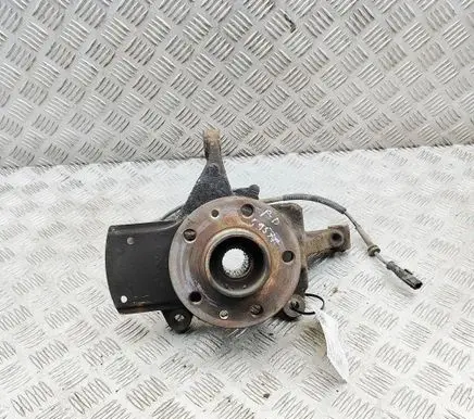 Opel Vivaro Front wheel hub 93866696