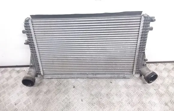 Volkswagen PASSAT B6 Intercooler radiator 3C0145805G