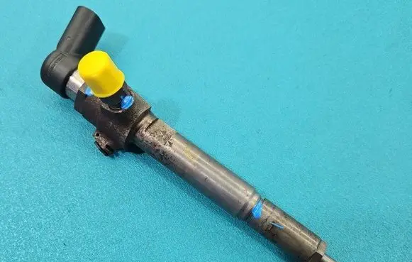 Renault Scenic II - Grand scenic II Fuel injector 8200380253 IMPRK1482465