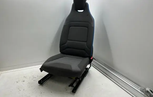 BMW i3 Front passenger seat 74304721 9284594 18T310S