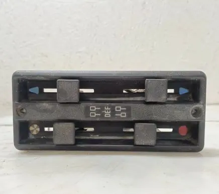 Mercedes-Benz 609 Climate control unit 3148300085 90704310