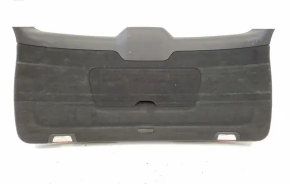 Tailgate trim