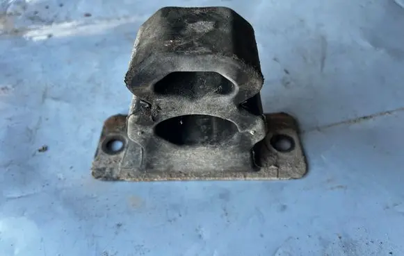 Opel Frontera B Rear shock absorber damper bump stop