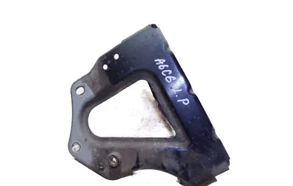 Audi A6 S6 C6 4F Fender mounting bracket 4F0821136A