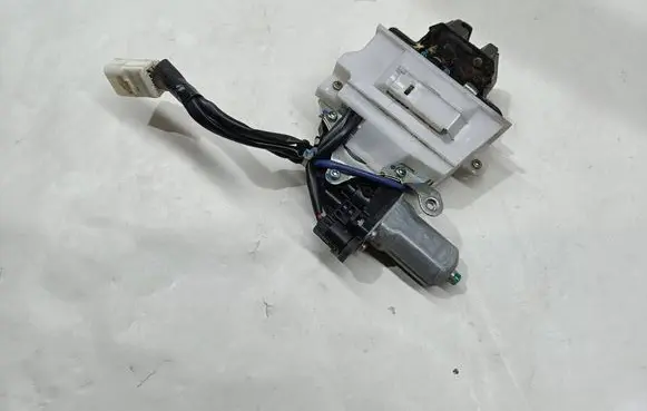Lexus RX 330 - 350 - 400H Tailgate/trunk/boot lock/catch/latch 41232010080