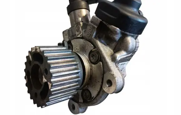 Audi A4 S4 B8 8K Fuel injection high pressure pump 03L130755