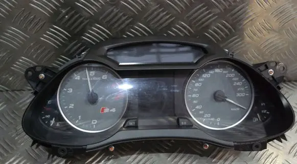 Audi A4 S4 B9 Speedometer (instrument cluster) 8K0920931A