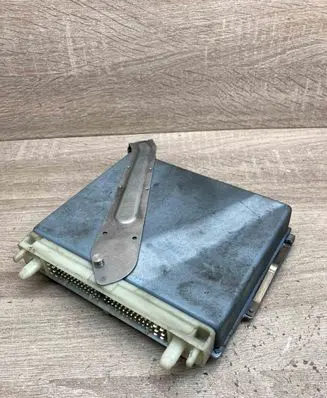 Volvo S70 V70 V70 XC Engine control unit/module ECU 0281001802 P09183993