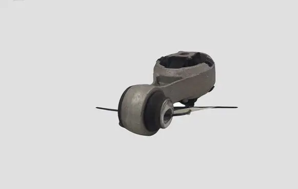 Nissan Qashqai Engine mount bracket