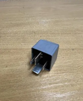 Jaguar F-Pace Other relay V23136J4X89 D9899