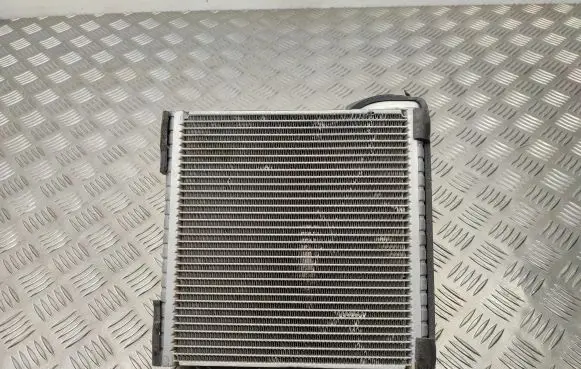 Air conditioning (A/C) radiator (interior)