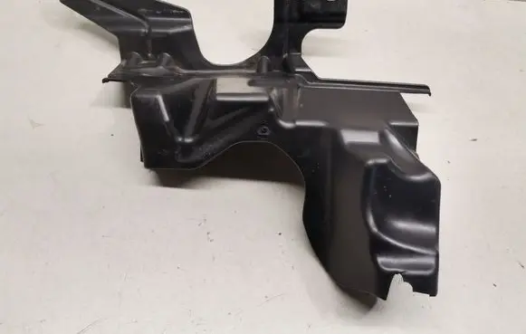 Land Rover Defender Other exterior part L8B256373AB