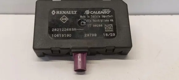 Dacia Sandero III Antenna control unit 