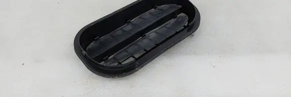 Audi Q5 SQ5 FY Quarter panel pressure vent 6R0819465C