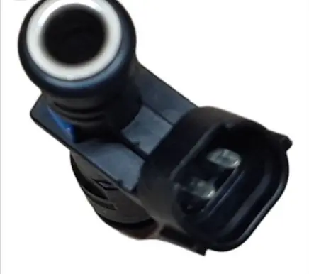 Skoda Fabia Mk2 (5J) Fuel injector 03D906031G