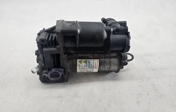 Mercedes-Benz S W221 Air suspension compressor/pump 2213201704