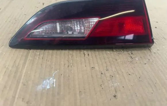 Opel Astra K Tailgate rear/tail lights 39032992 81390102 366069842