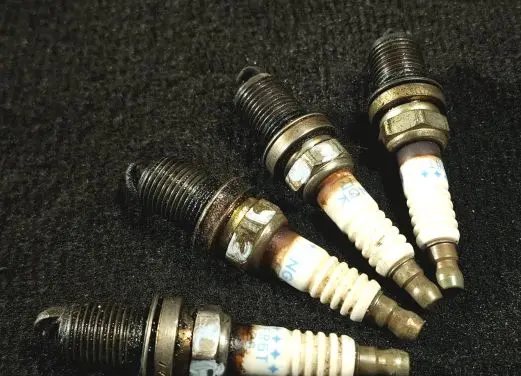 Saab 9-3 Ver1 Spark plug FR6T