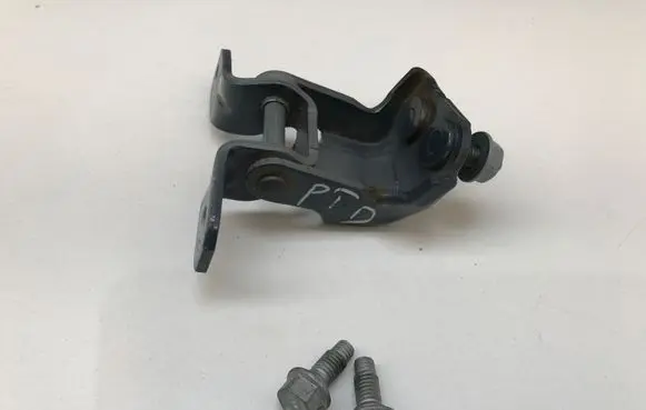 Mazda MX-30 Rear door lower hinge