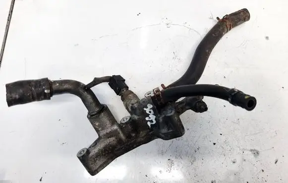 Honda CR-V Engine coolant pipe/hose