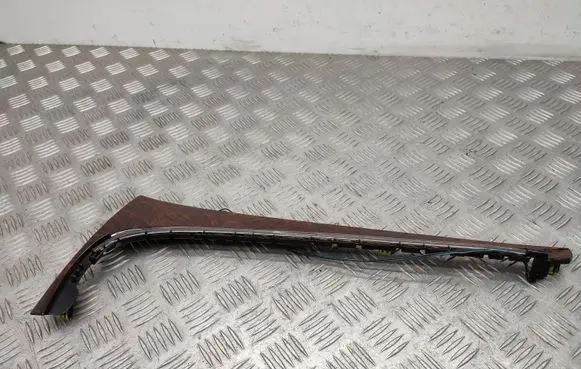 Dashboard side end trim