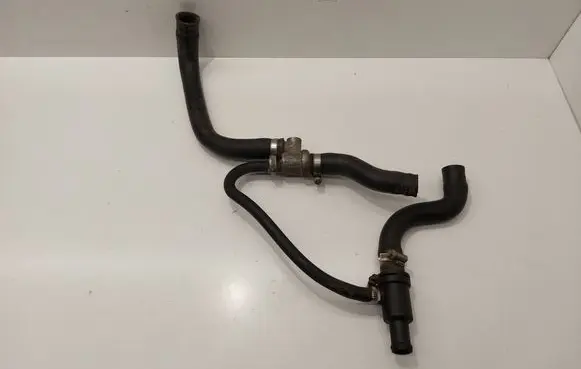 Volkswagen Golf II Engine coolant pipe/hose 191819911