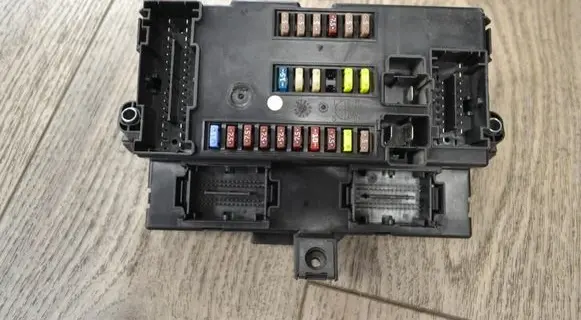 Iveco Daily 6th gen Fuse box set 5801815660