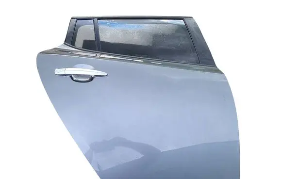 Nissan Leaf I (ZE0) Rear door