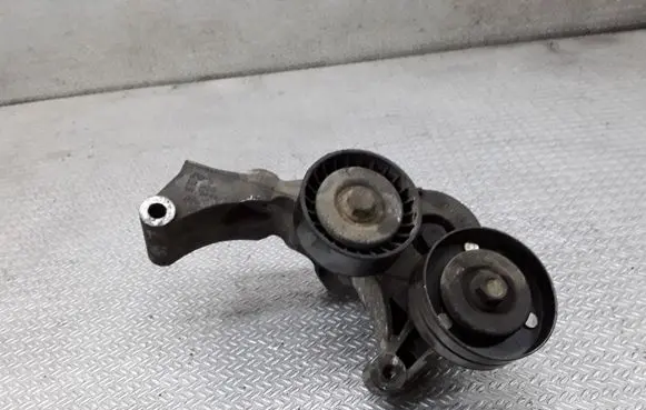 Honda Civic Generator/alternator belt tensioner 897264513