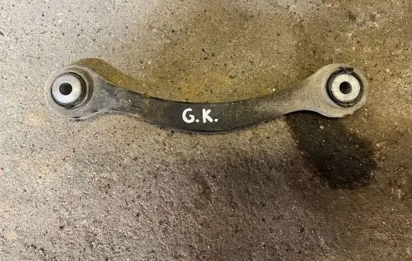 Mercedes-Benz E W211 Rear control arm R2303521805
