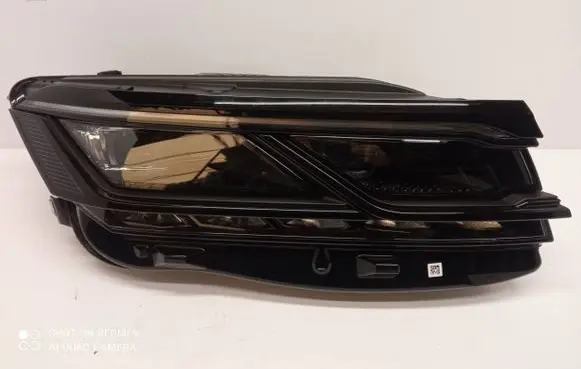 Volkswagen Touareg III Headlight/headlamp 761941082A 11XX13143188