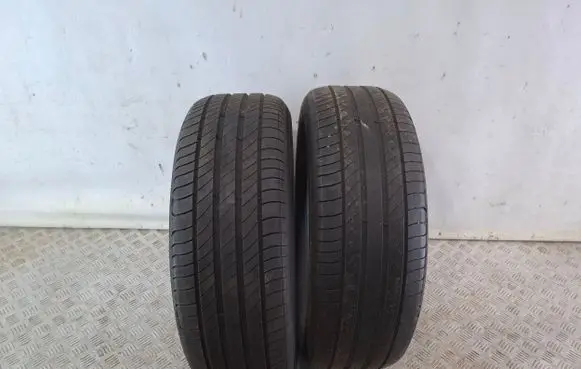 Peugeot 5008 II R17 summer tire 21560R17 MICHELIN