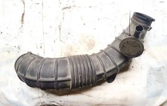 Hyundai Santa Fe Air intake hose/pipe 281382B200 28138-2B200