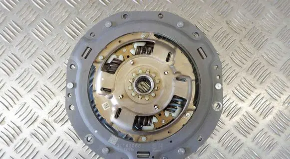 Clutch pressure plate
