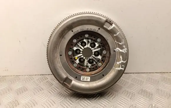 Peugeot 3008 III Flywheel 9832497480