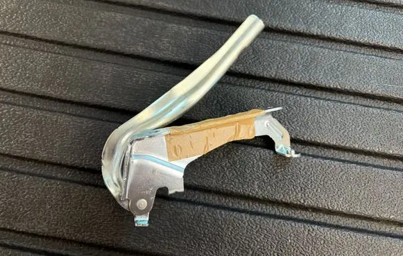 Volkswagen Amarok II Engine bonnet/hood hinges N1WB16801A